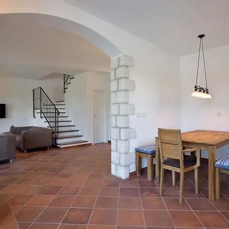 Villa Pomegrana *
