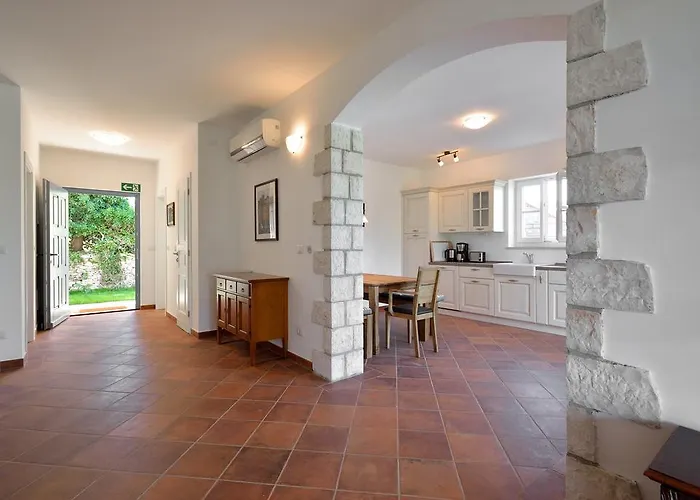 Pomegrana 빌라 Tar-Vabriga